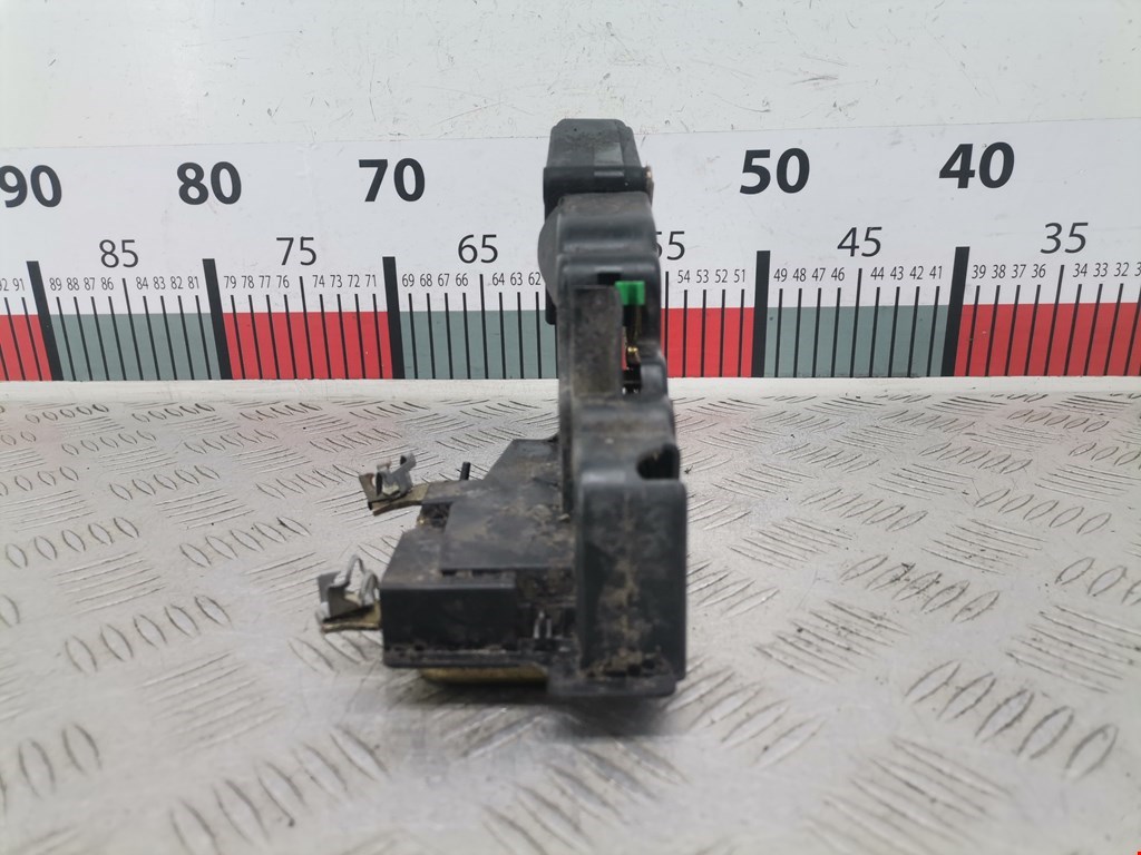 Замок двери передней левой MITSUBISHI Space Star 1999-2006