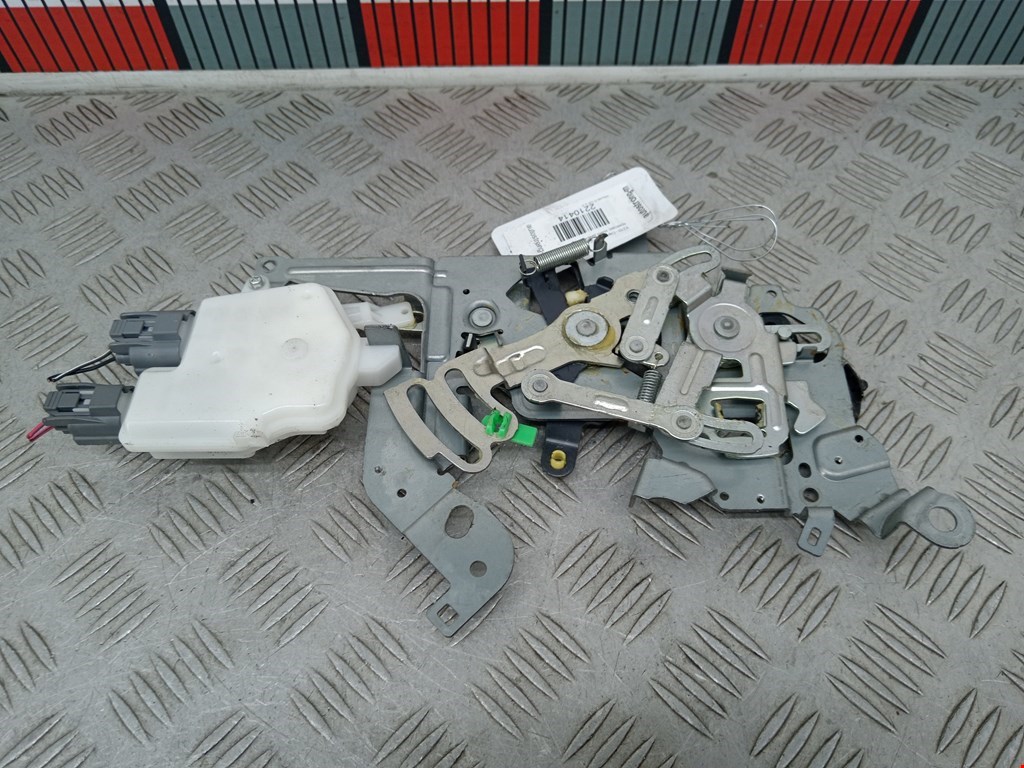 Механизм сдвижной двери (электропривод моторчик) Mazda 5 CR (2005-2010)