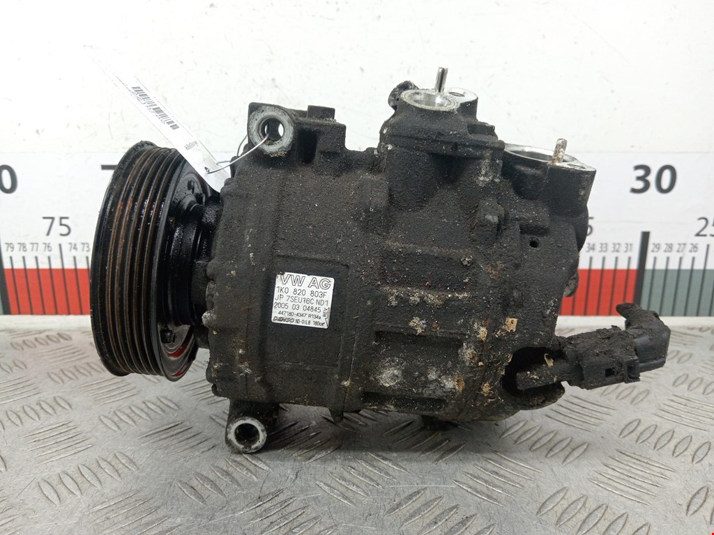 Компрессор кондиционера (системы кондиционирования) VOLKSWAGEN Golf V 2003-2009