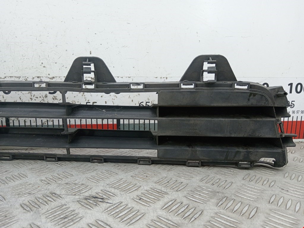 Решетка в бампер OPEL Meriva A 2003-2010