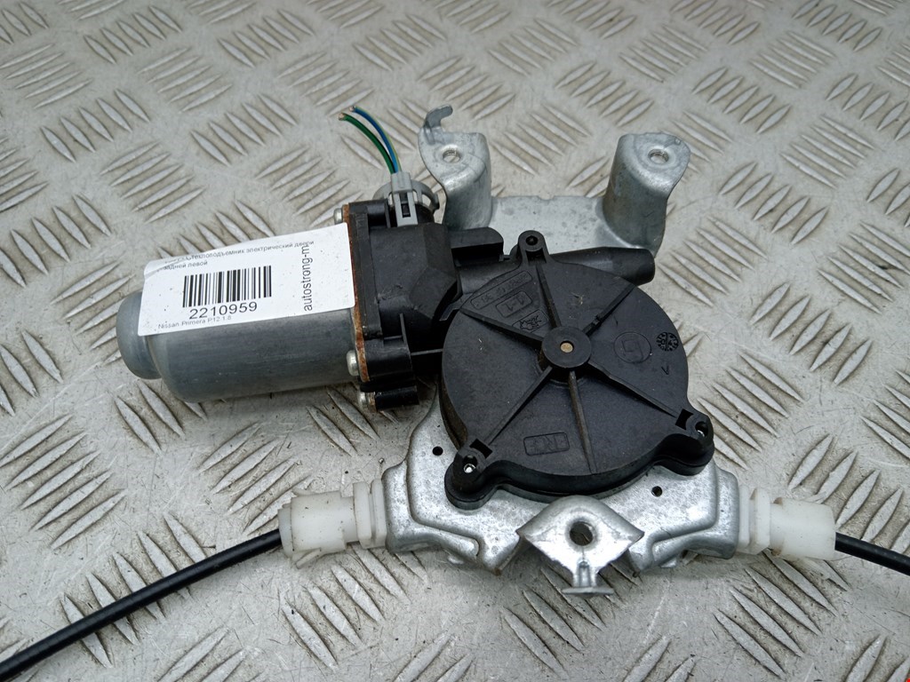 Стеклоподъемник задний левый NISSAN Primera P12 2002-2008