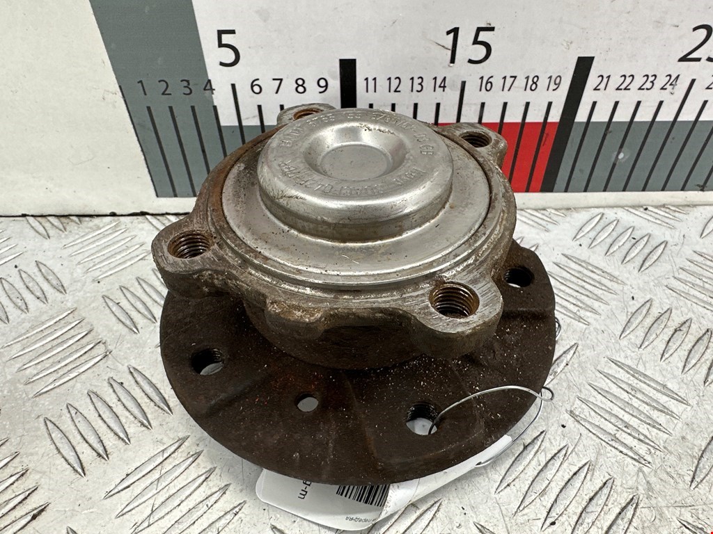 Ступица передняя левая/правая BMW 1er E81\E87 2004-2011