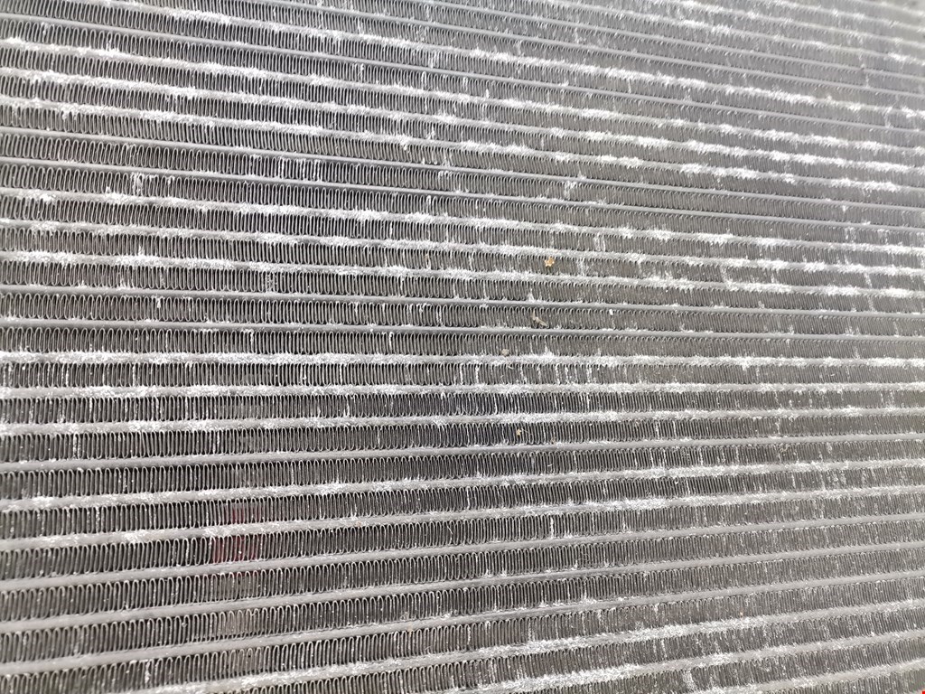 Радиатор кондиционера VOLKSWAGEN Passat B5 1997-2005