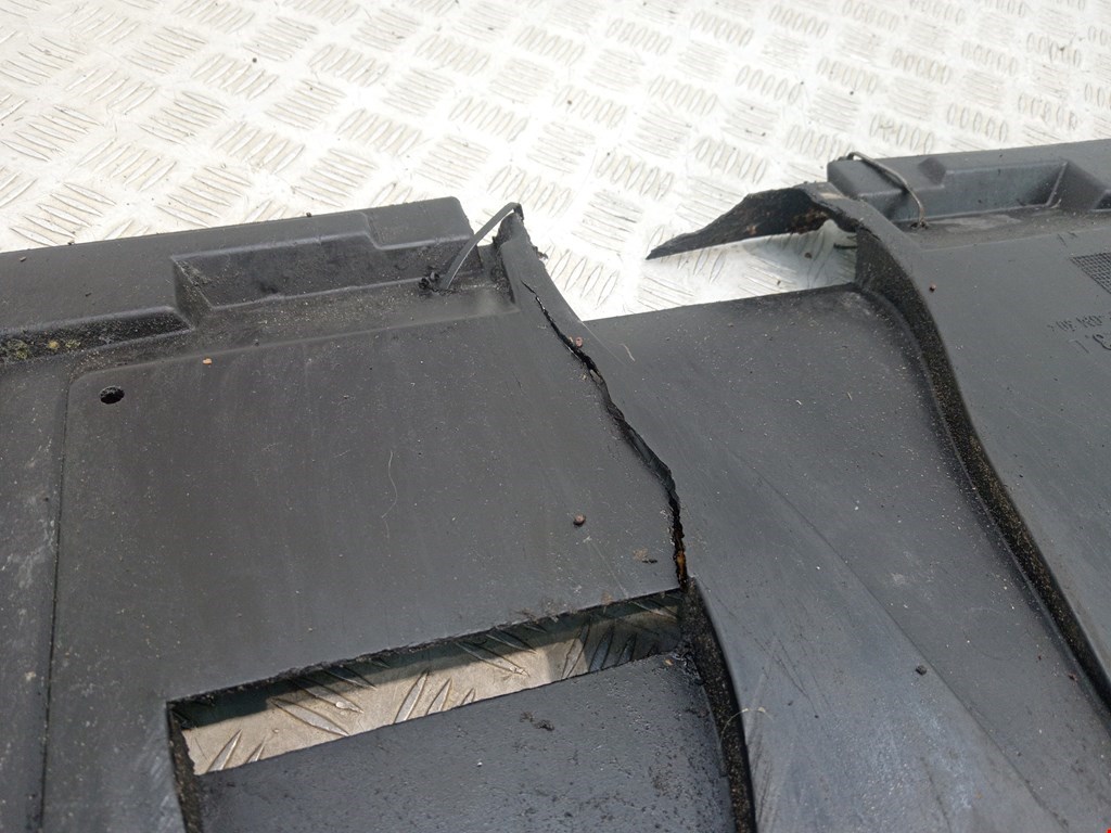 Защита картера (двигателя) AUDI A4 B5 1995-2001