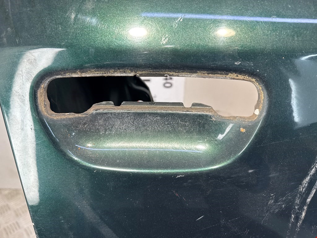 Дверь передняя правая AUDI A6 C5 1997-2004