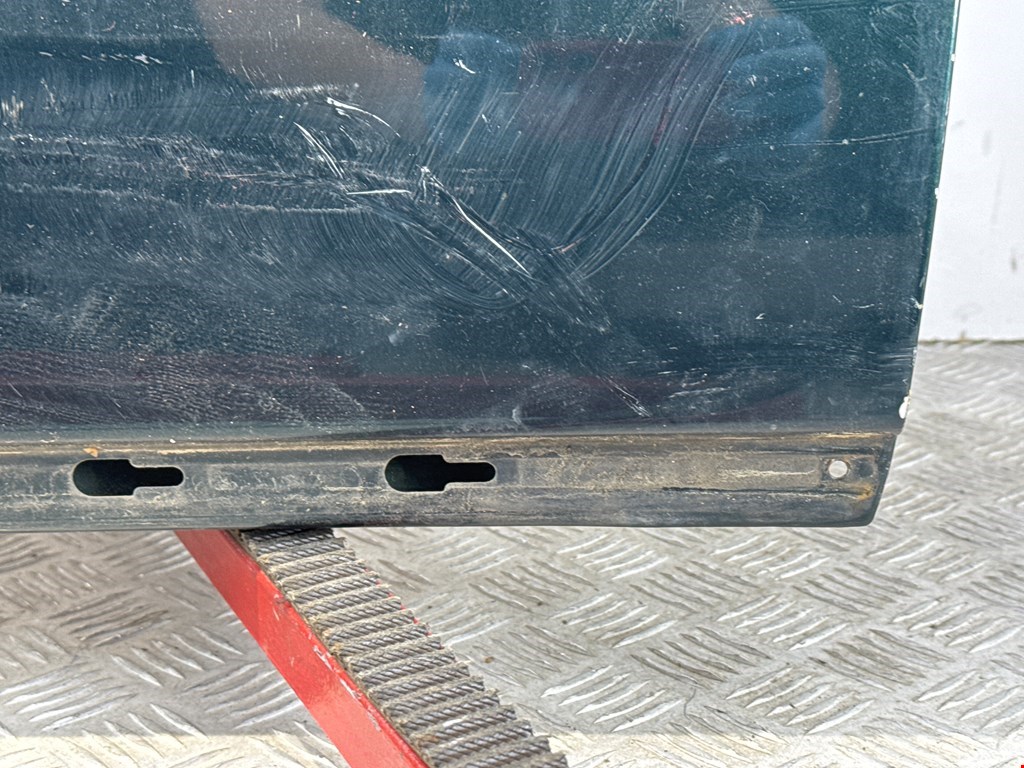 Дверь передняя правая AUDI A6 C5 1997-2004