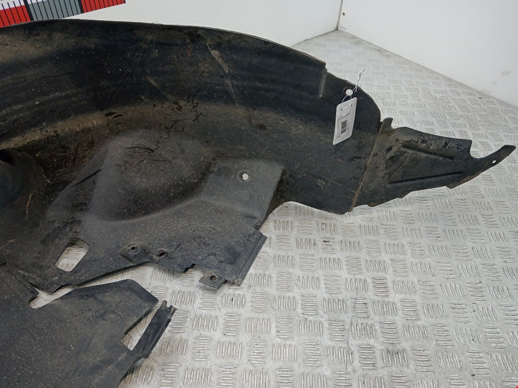 Локер (подкрылок) передний левый MERCEDES-BENZ A-Class W168 1997-2004