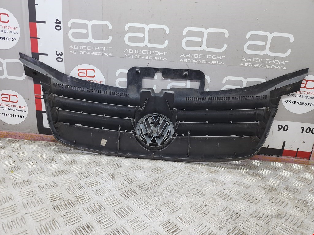 Решетка радиатора VOLKSWAGEN Touran 2003-2010