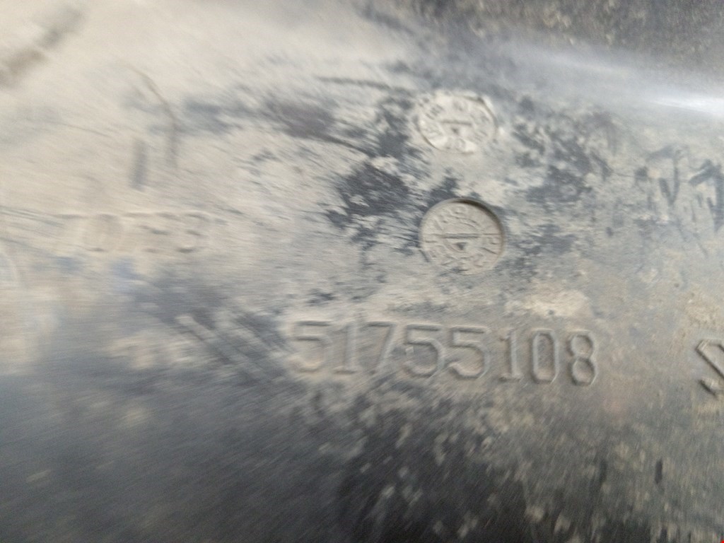 Локер (подкрылок) передний левый FIAT Doblo 1 2000-2005