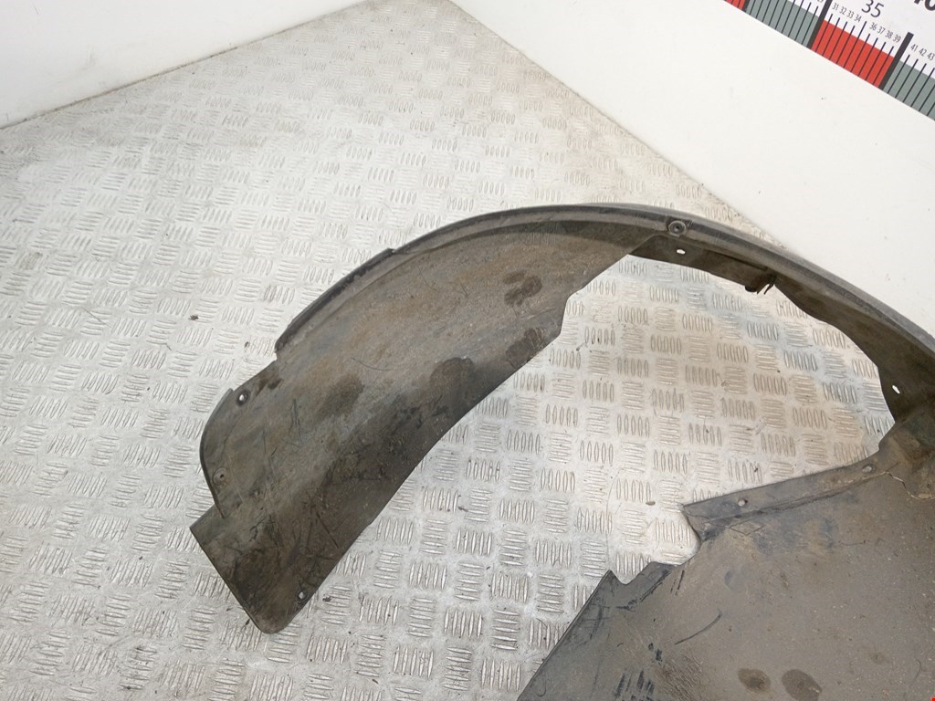 Локер (подкрылок) передний правый AUDI A4 B5 1995-2001