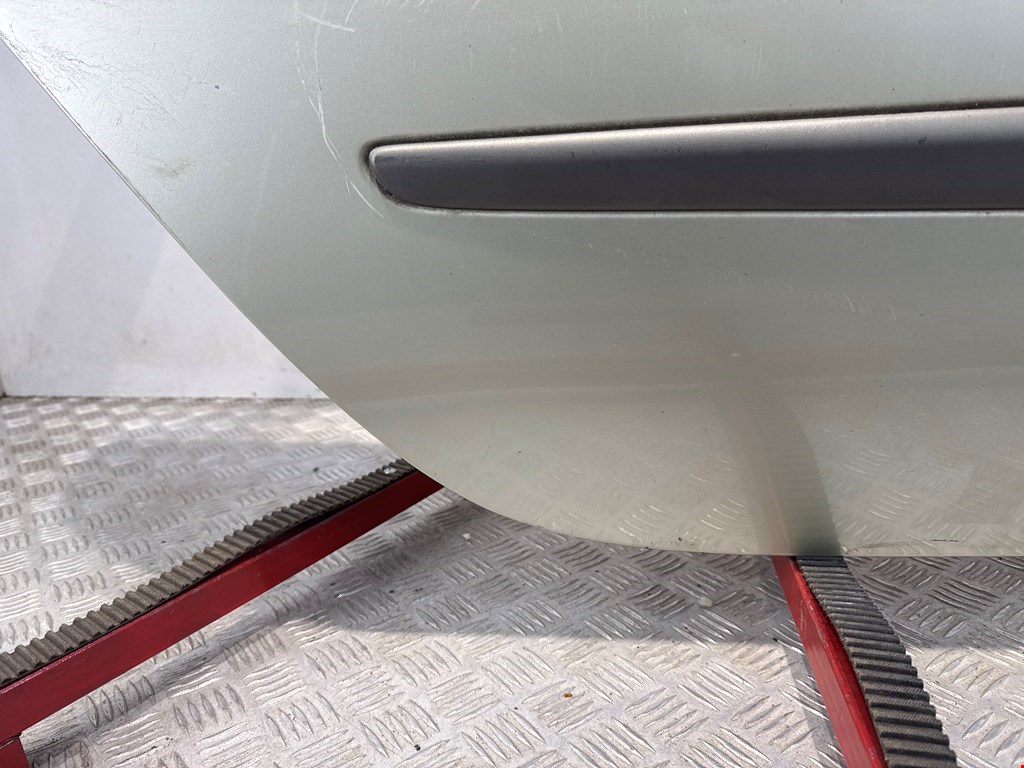 Дверь задняя правая RENAULT Laguna 2001-2007