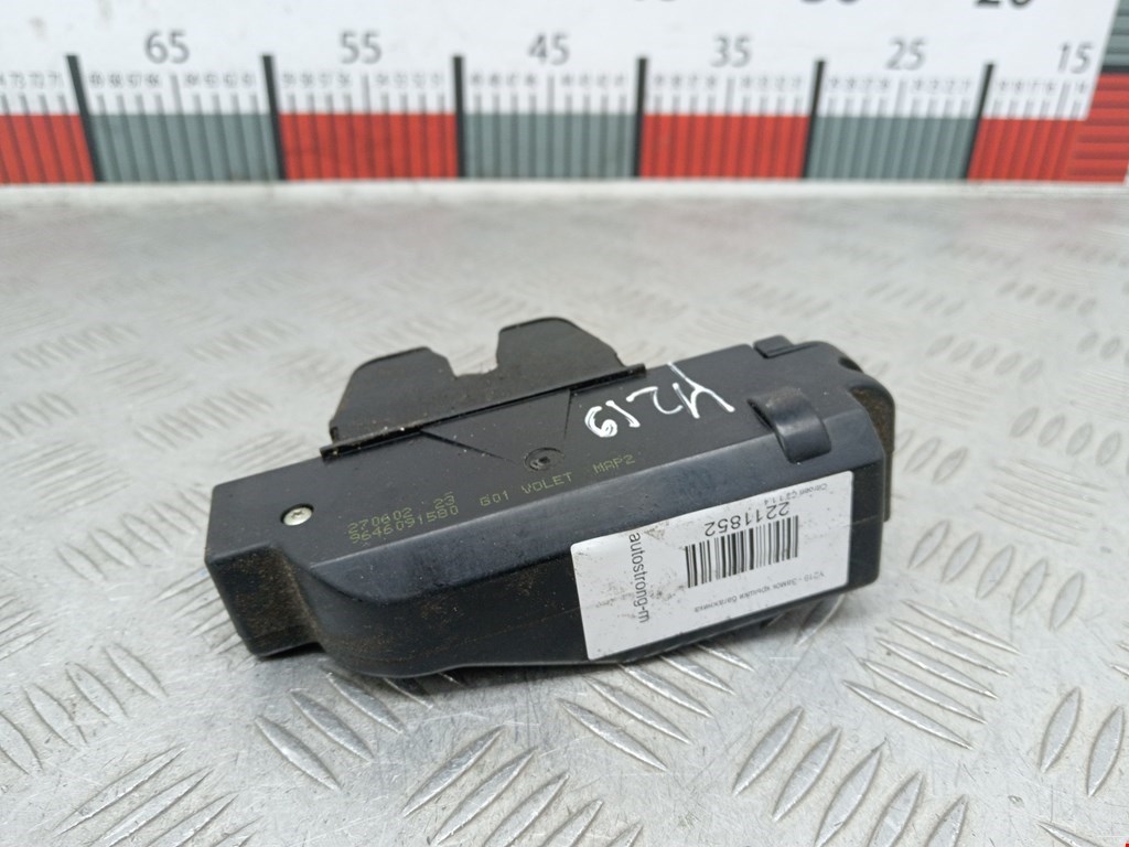 Замок багажника (крышки двери) CITROEN C3 2002-2009