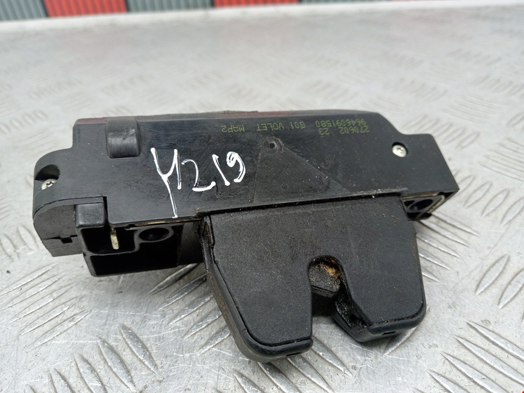 Замок багажника (крышки двери) CITROEN C3 2002-2009