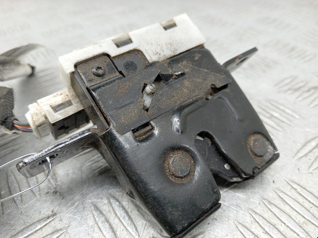 Замок багажника (крышки двери) RENAULT Modus 2004-2012