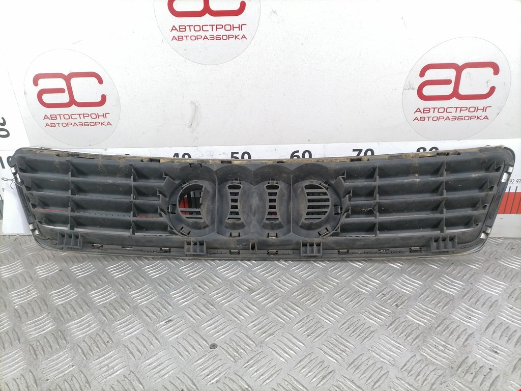 Решетка радиатора AUDI A6 C5 1997-2004