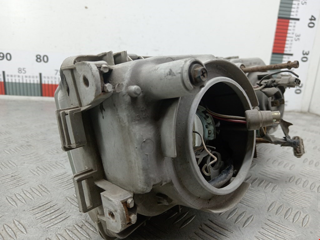 Фара левая MITSUBISHI Galant VII 1992-1998