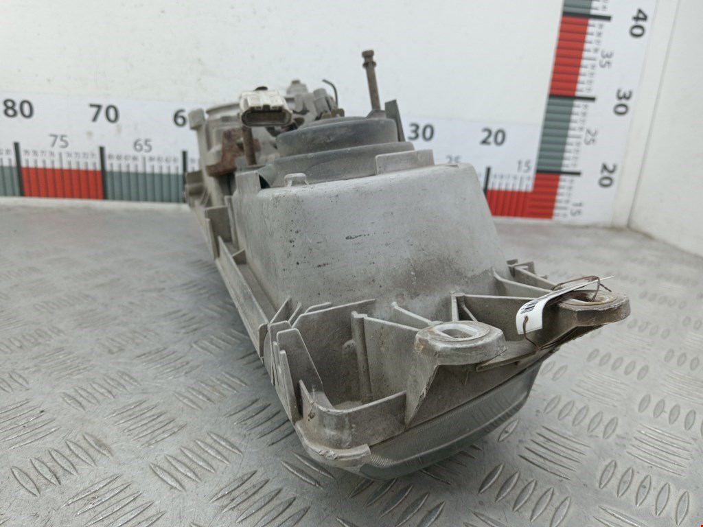 Фара левая MITSUBISHI Galant VII 1992-1998