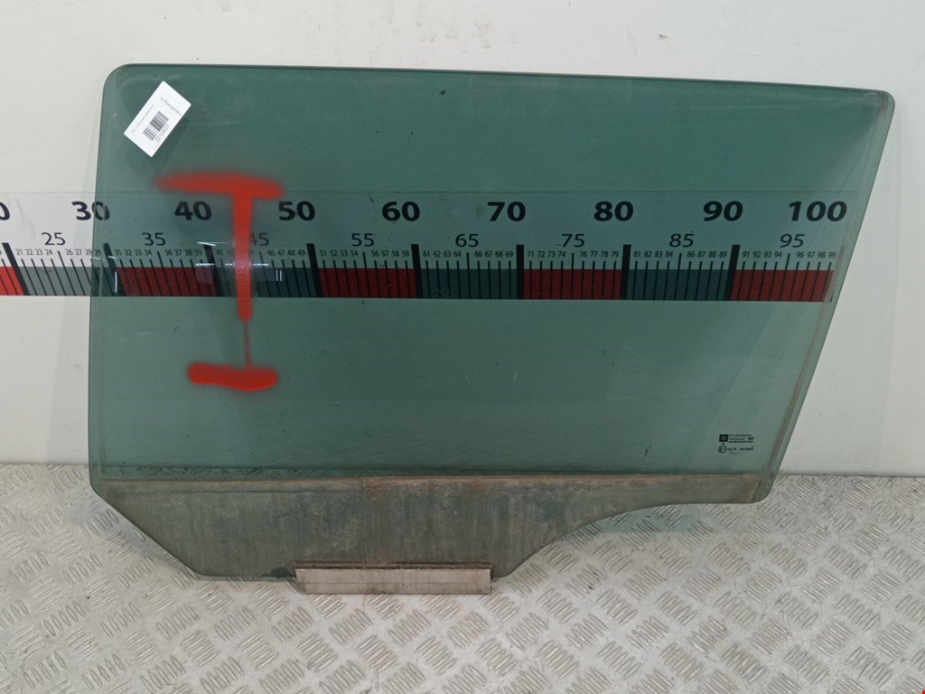 Стекло двери заднее левое OPEL Astra H/Family 2004-2015