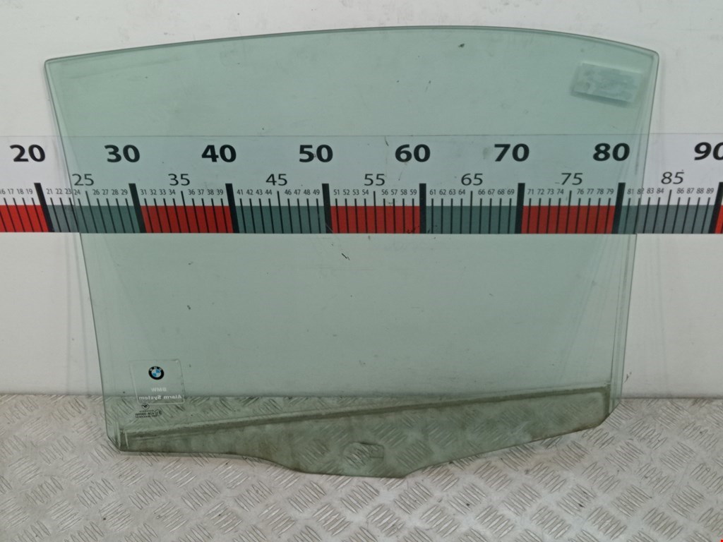 Стекло двери заднее правое BMW 5er 5 серия E39 1995-2004