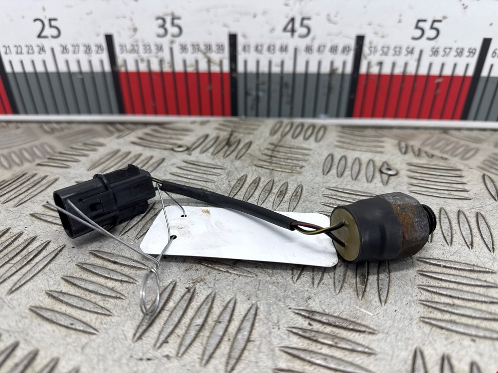 Датчик включения заднего хода HYUNDAI i40 2011-2019