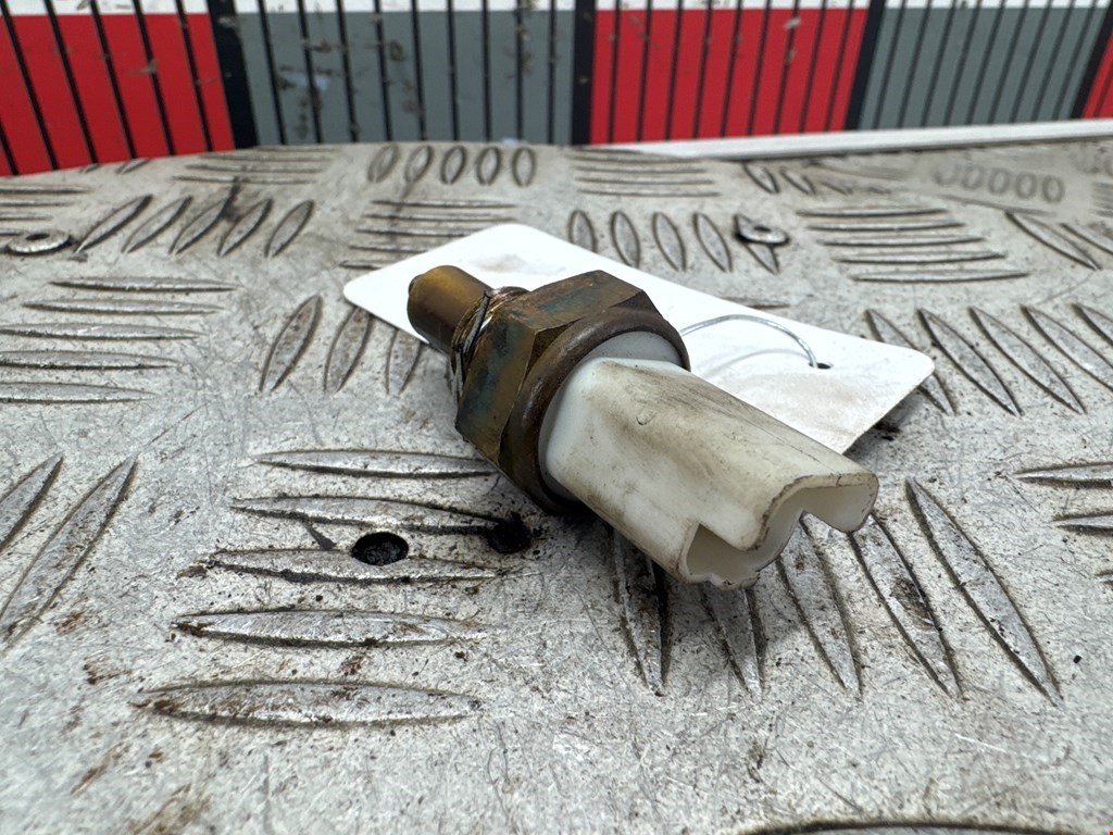 Датчик включения заднего хода CITROEN C8 2002-2014