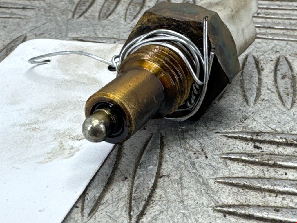 Датчик включения заднего хода CITROEN C8 2002-2014