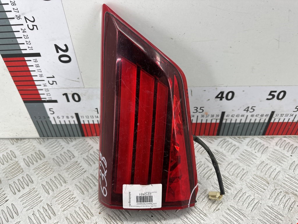 Фонарь задний внутренний левый MITSUBISHI Outlander GF0W 2012-н.в.