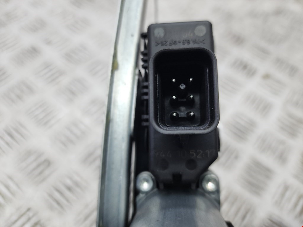 Стеклоподъемник задний правый OPEL Astra H/Family 2004-2015