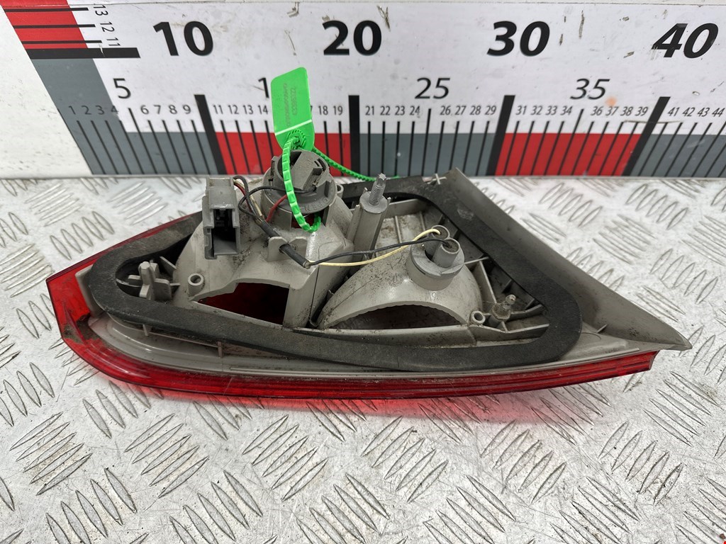 Фонарь задний внутренний левый FORD Focus III 2011-2019