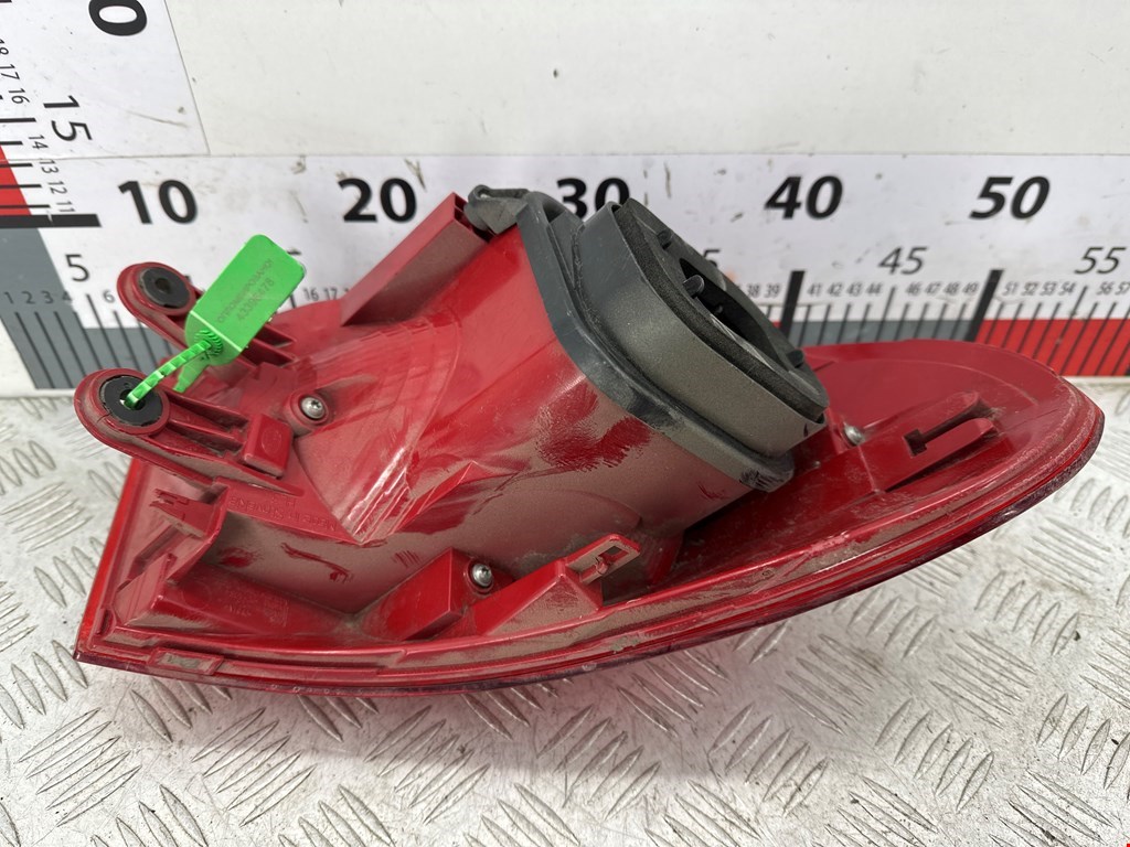 Фонарь задний правый VOLKSWAGEN Tiguan 2016-н.в.