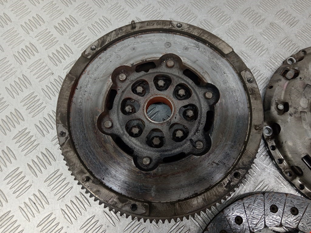 Маховик (демпфер сцепления) FORD Transit 2006-2014