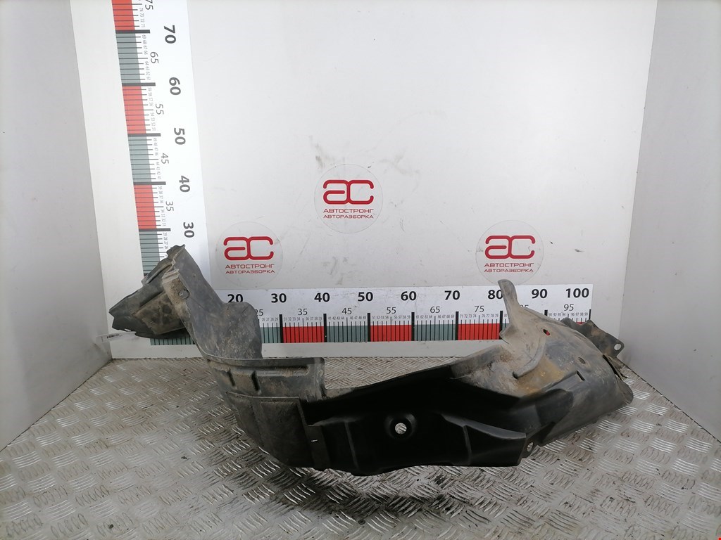 Локер (подкрылок) передний левый MAZDA Premacy CP 1999-2004