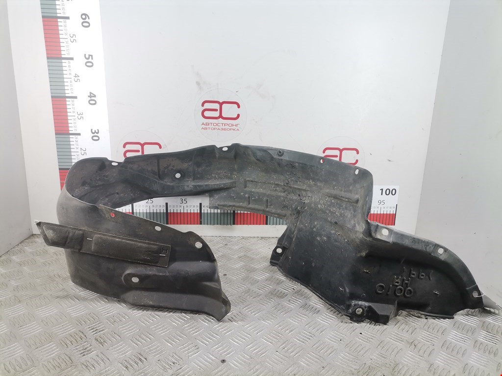 Локер (подкрылок) передний правый MAZDA Premacy CP 1999-2004