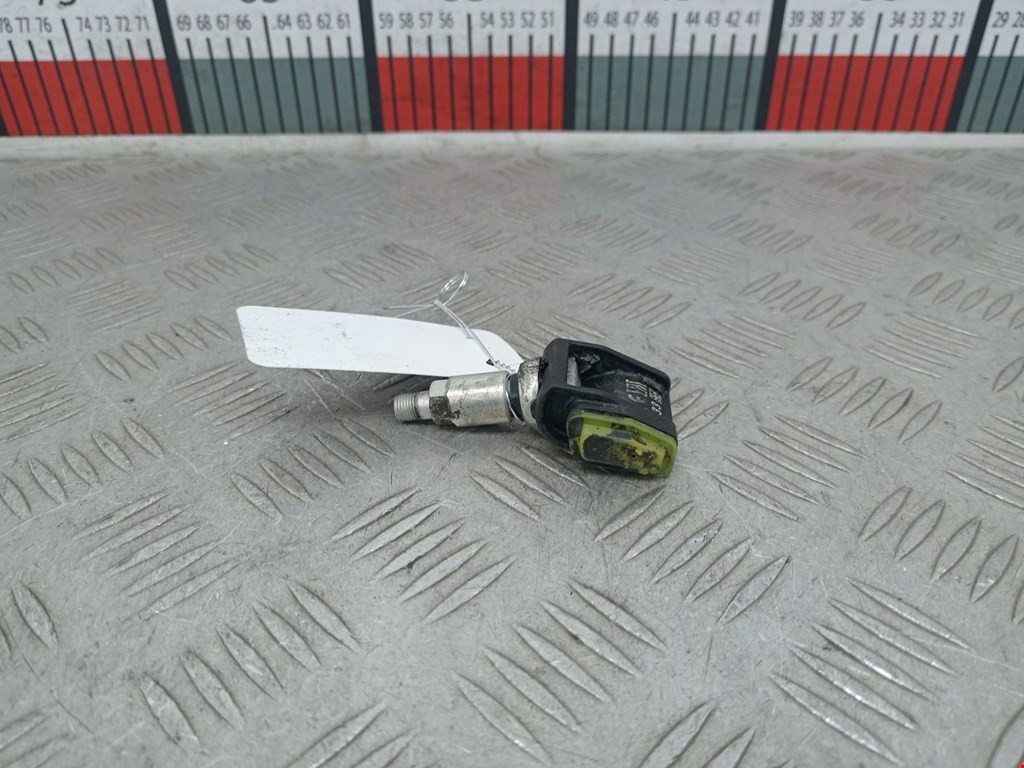 Датчик давления в шине Mercedes C-Class (W205) (2014-2021)