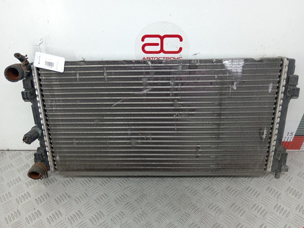 Радиатор основной SEAT Toledo 2012-2019
