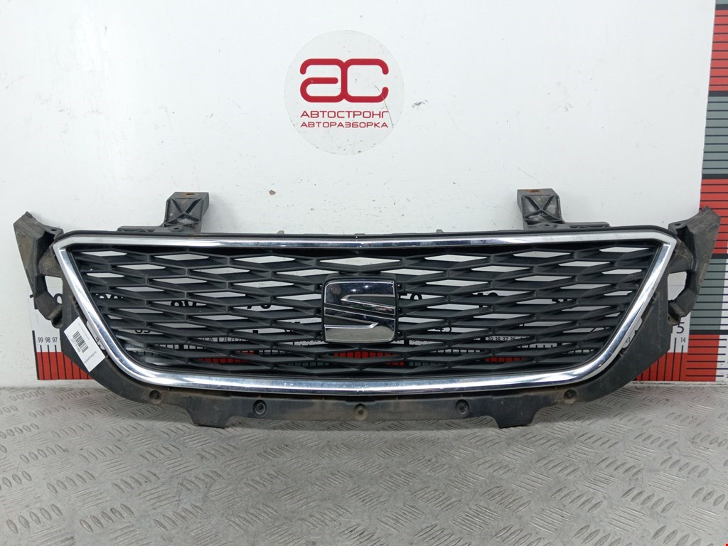 Решетка радиатора SEAT Toledo 2012-2019