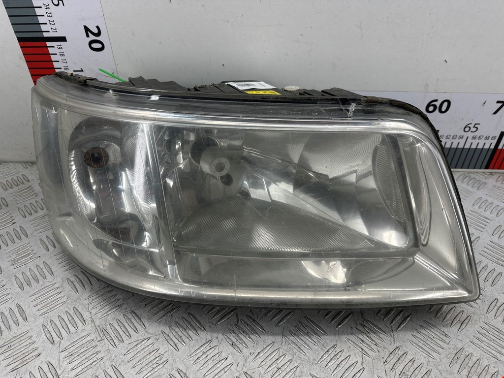 Фара правая VOLKSWAGEN Transporter T5 2003-2015