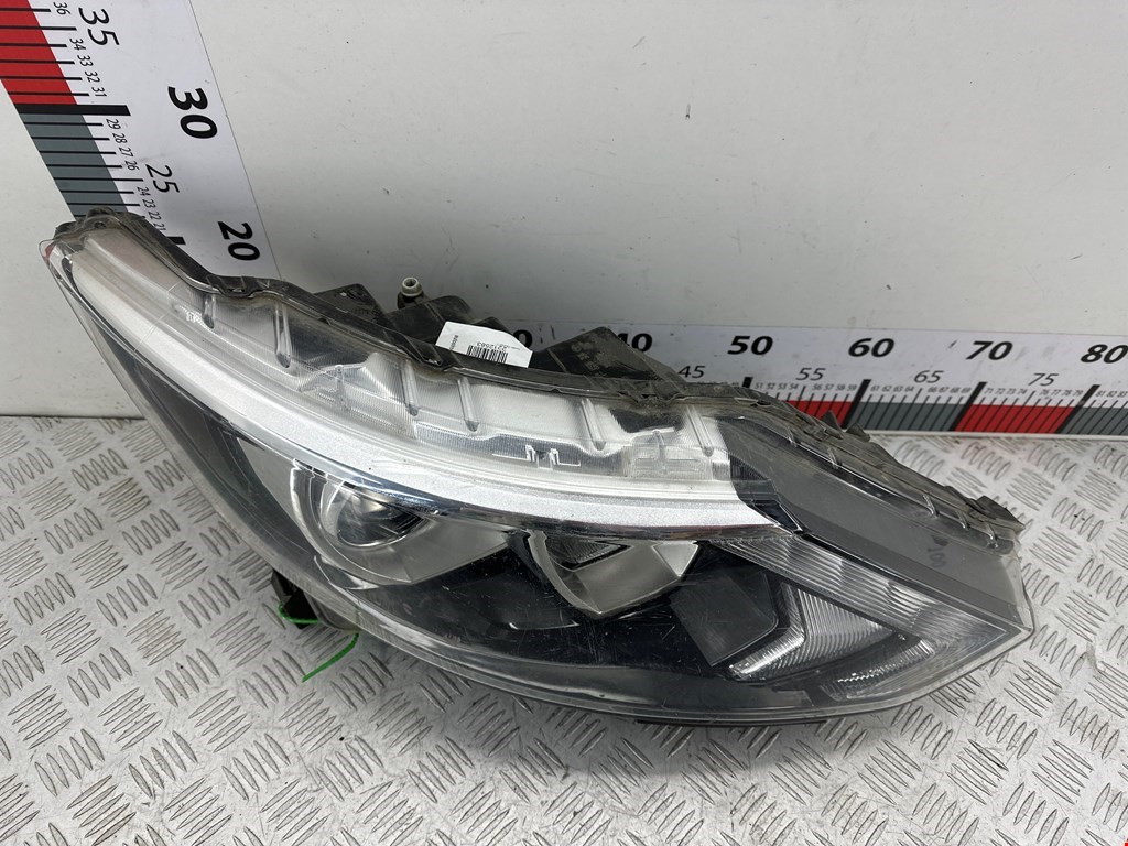 Фара правая NISSAN Qashqai J11 2013-2022