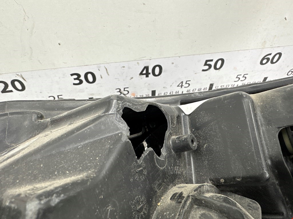 Фара правая NISSAN Qashqai J11 2013-2022