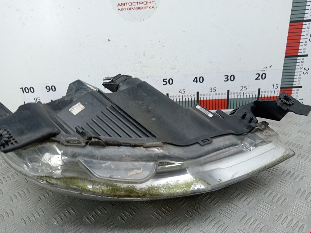 Фара левая CITROEN C3 2009-2016