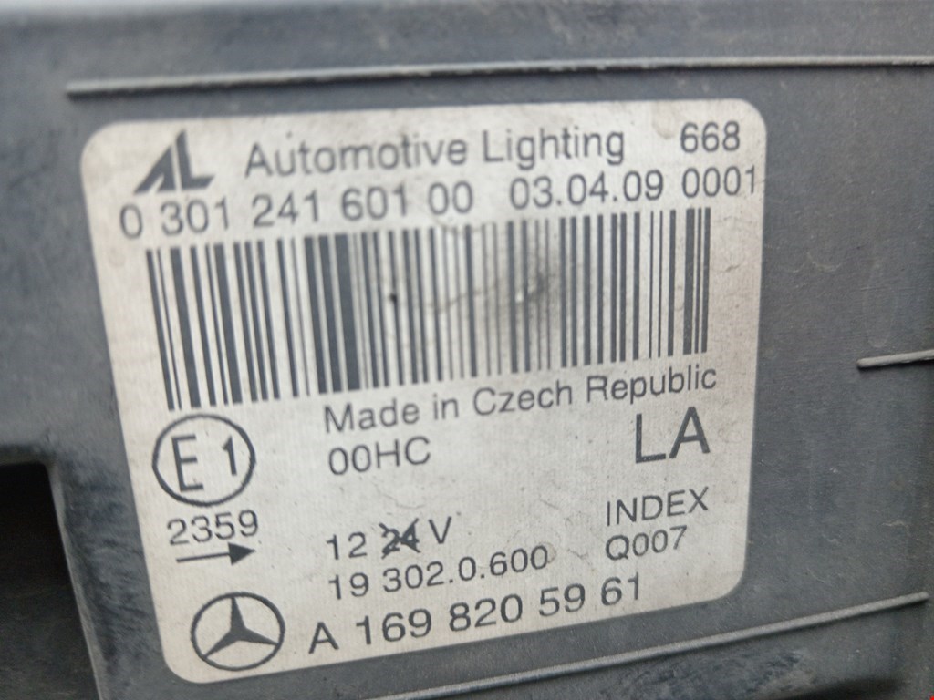 Фара левая MERCEDES-BENZ A-Class W169 2004-2012