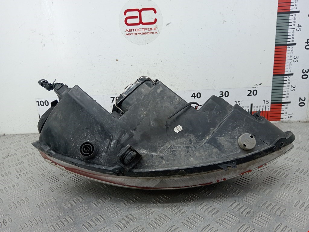 Фара левая SEAT Altea 2004-2015