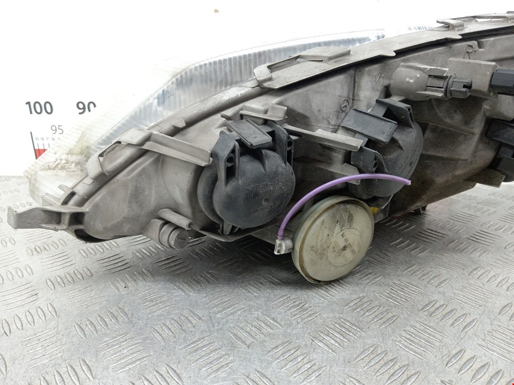 Фара правая MERCEDES-BENZ Vaneo 2001-2005