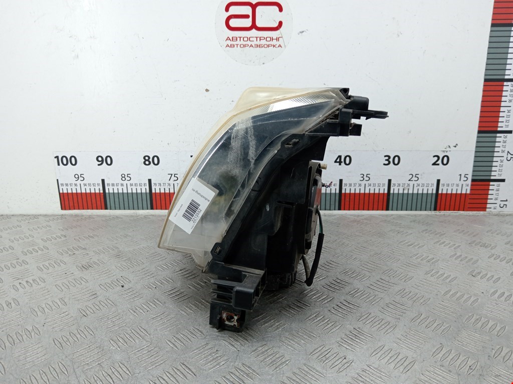 Фара левая NISSAN X-Trail T30 2000-2007