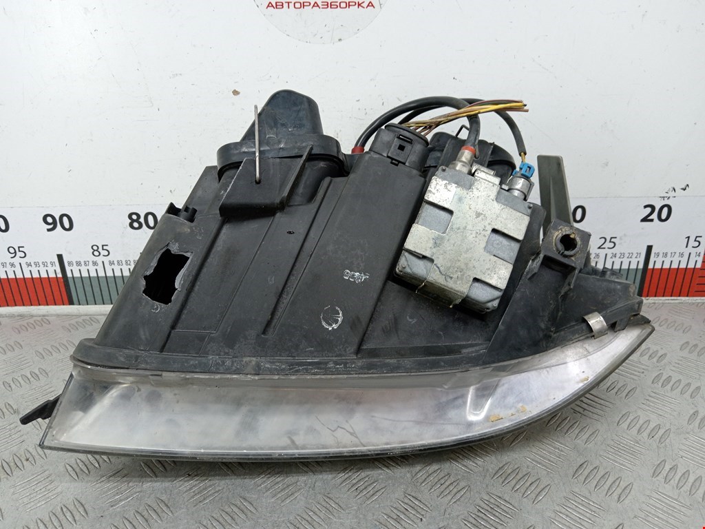 Фара правая AUDI A6 C5 1997-2004