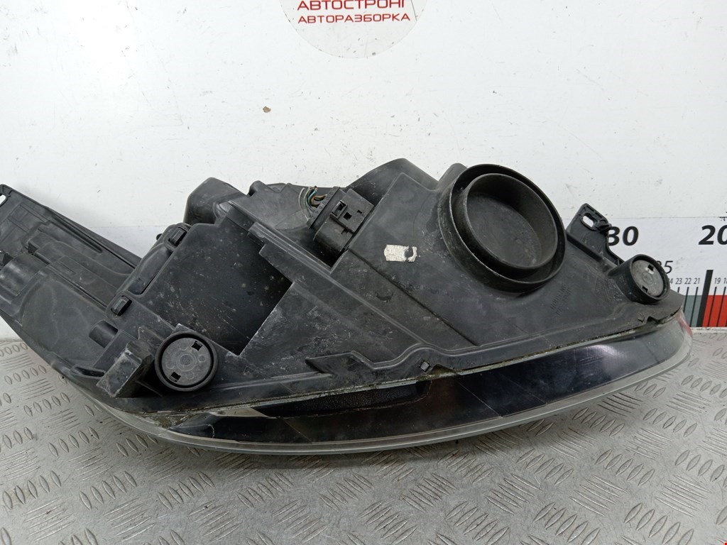 Фара левая FORD C-MAX 2010-2019