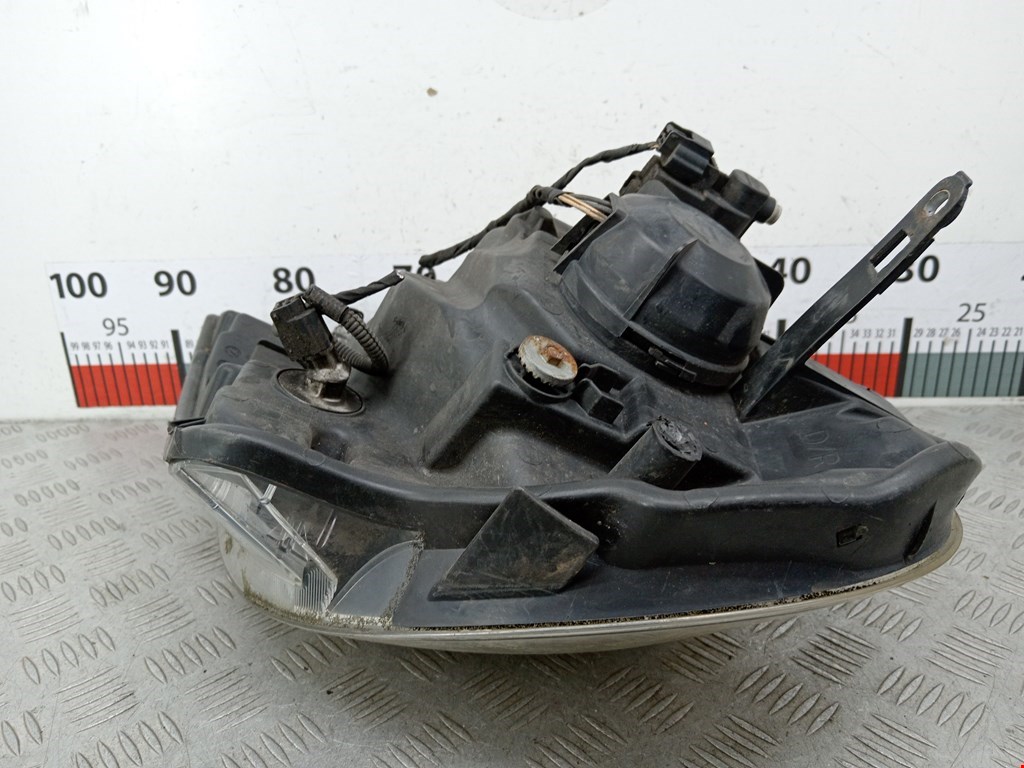 Фара правая RENAULT Kangoo 2008-2021