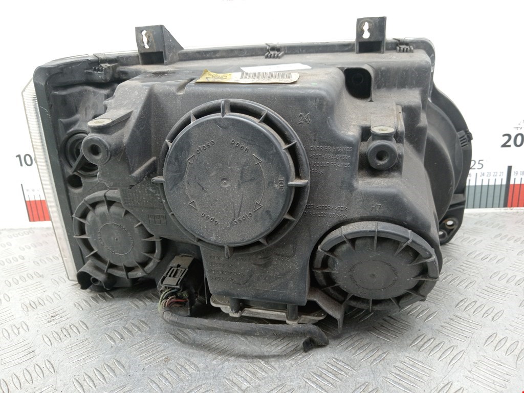 Фара левая LAND ROVER Range Rover 2002-2012