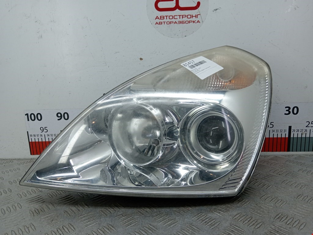 Фара левая KIA Carnival II 2006-2014