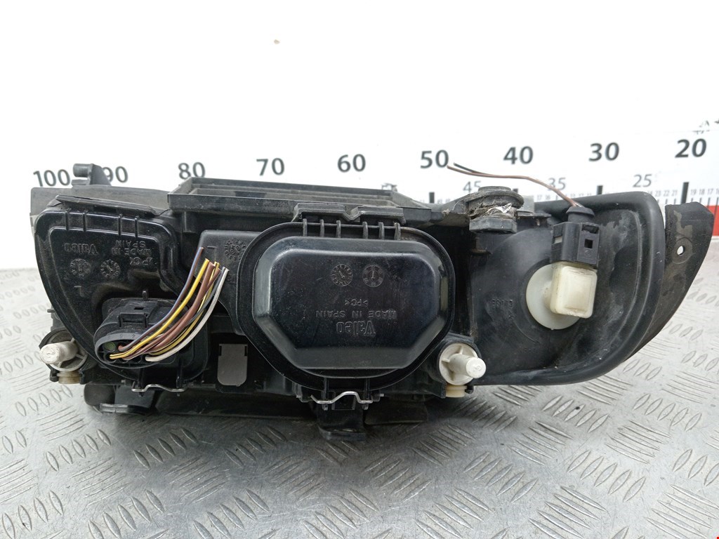 Фара левая AUDI A4 B5 1995-2001